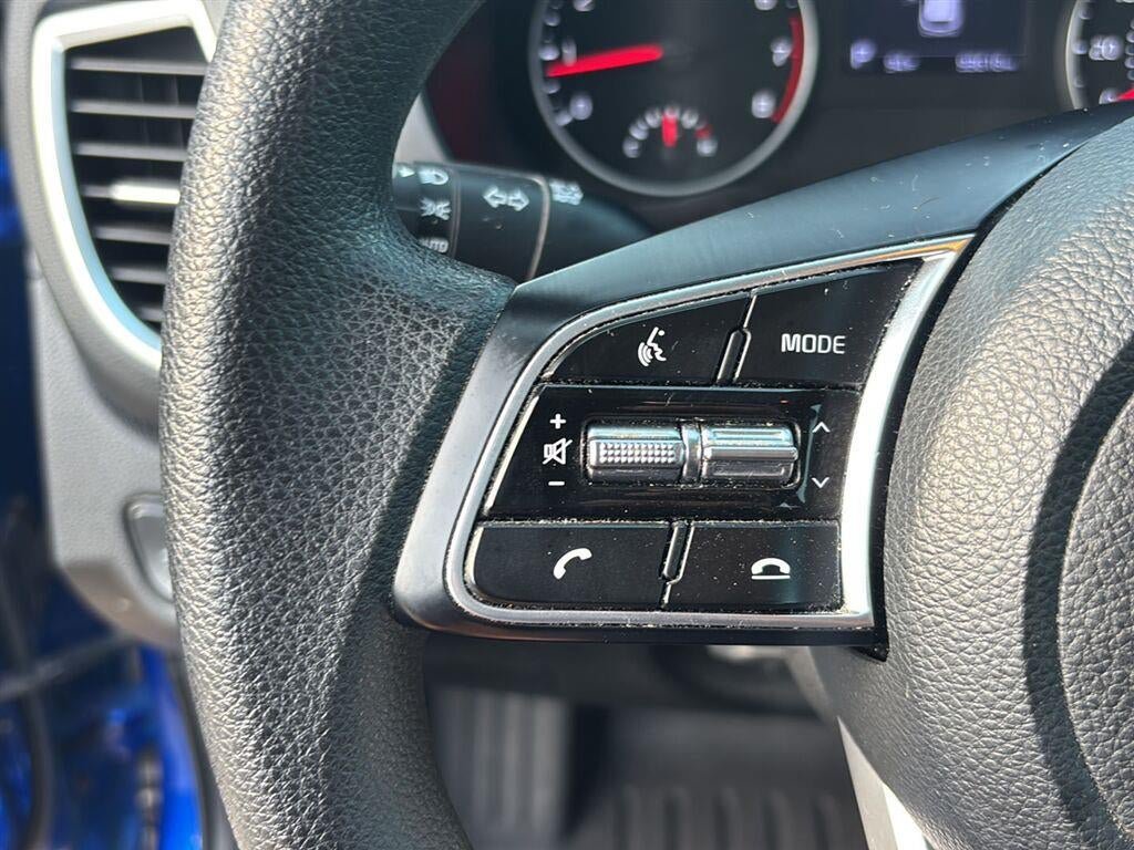 Used 2023 Kia Seltos LX AWD/4WD image 13