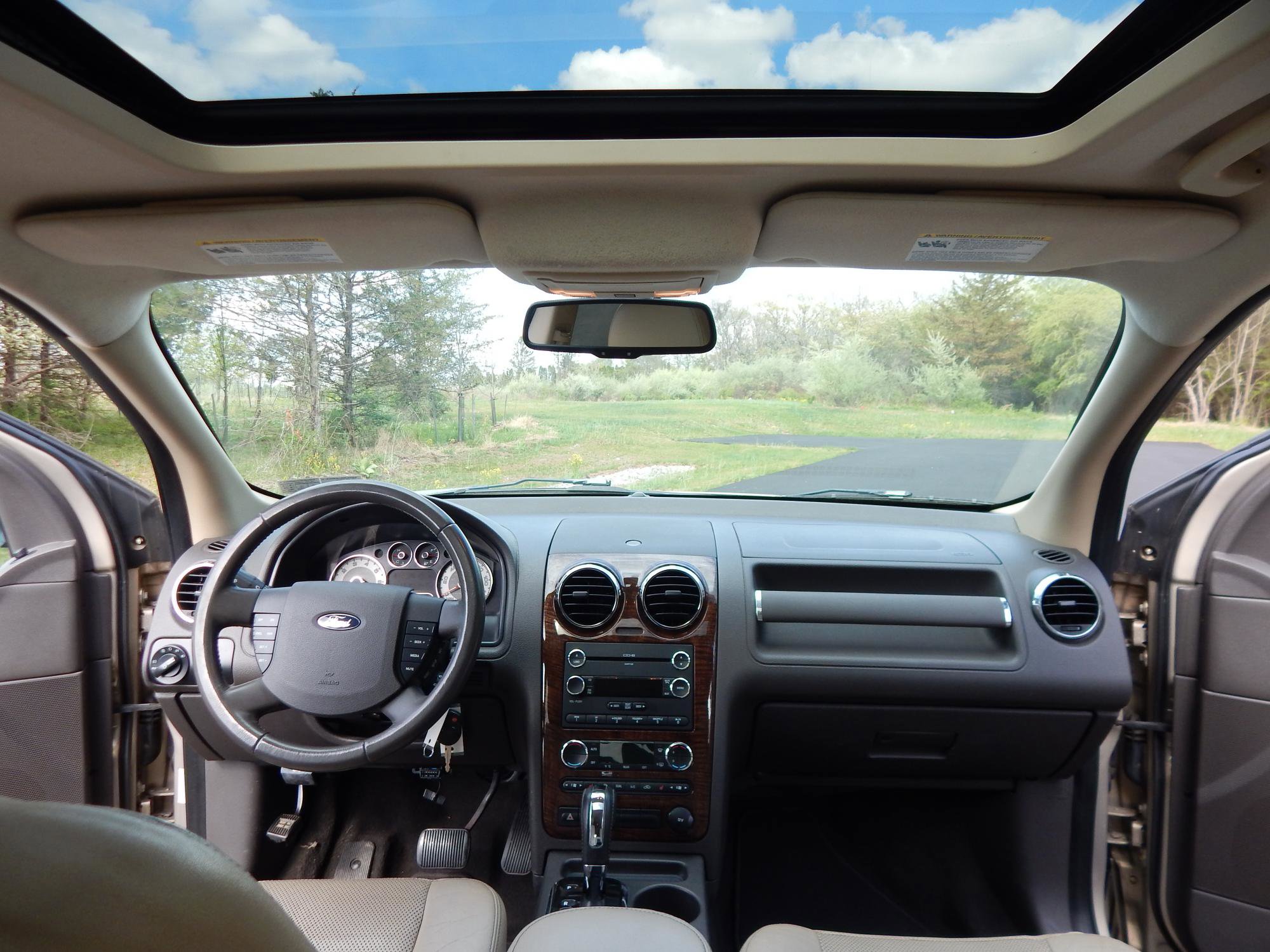 Used 2008 Ford Taurus X Limited image 21