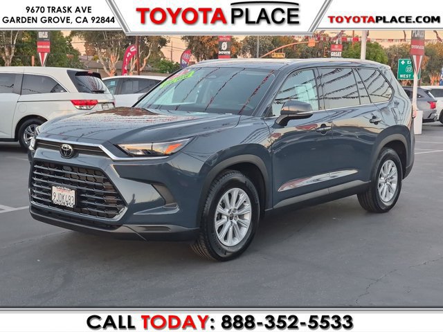 Used 2024 Toyota Grand Highlander AWD image 1