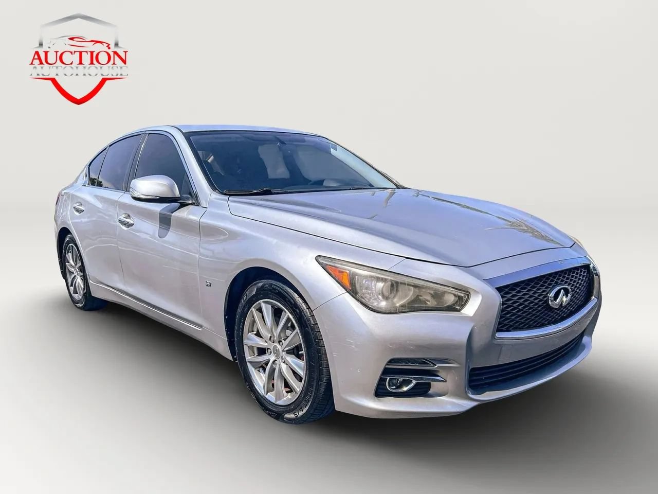 Used 2014 INFINITI Q50 Premium w/ Navigation Package AWD/4WD image 3