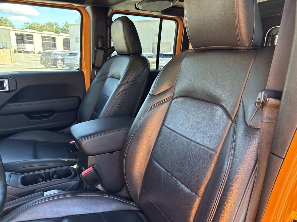 Used 2021 Jeep Wrangler Unlimited Sahara image 21