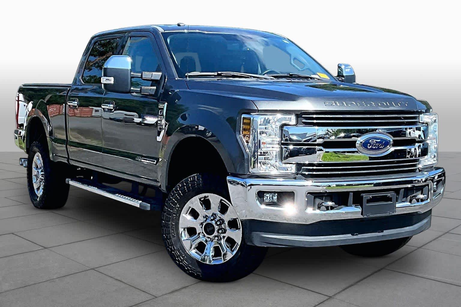 Used 2018 Ford F250 Lariat w/ Chrome Package AWD/4WD image 3