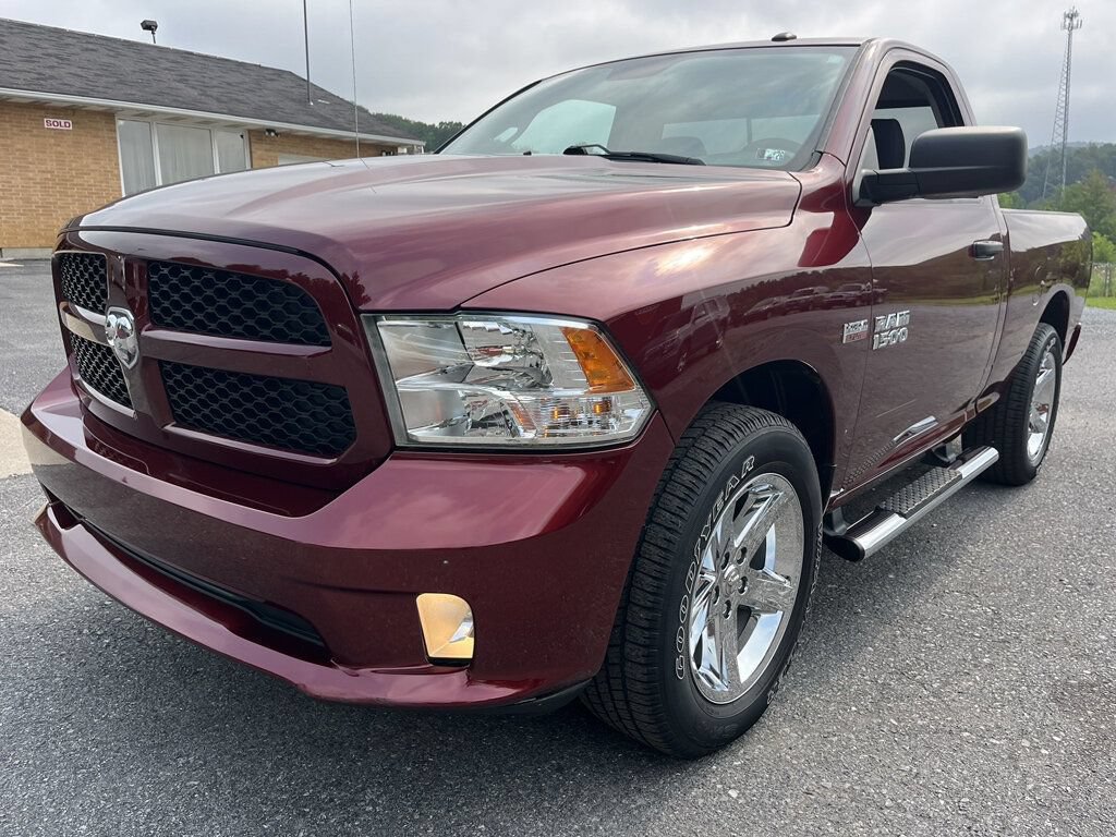 Used 2017 RAM 1500 Express AWD/4WD image 7