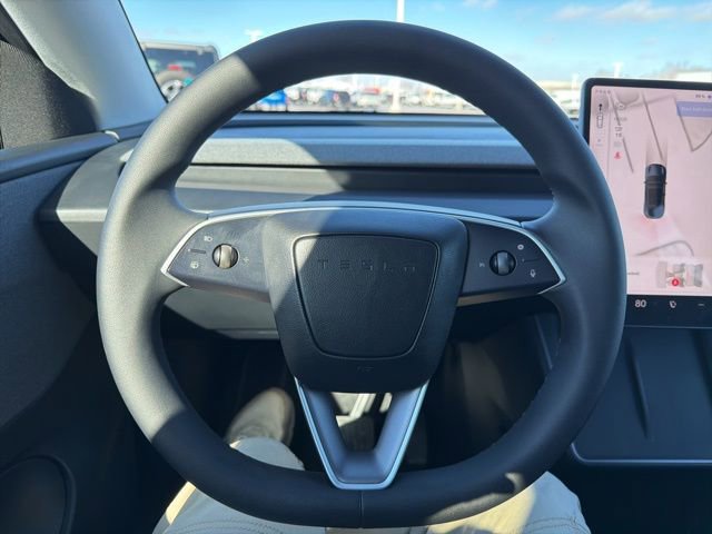 Used 2026 Tesla Model Y Standard image 39
