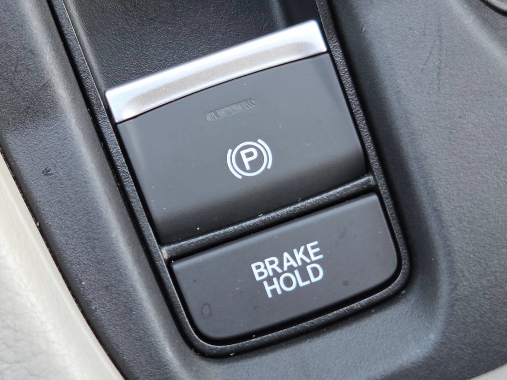 Certified 2024 Honda Accord EX image 8