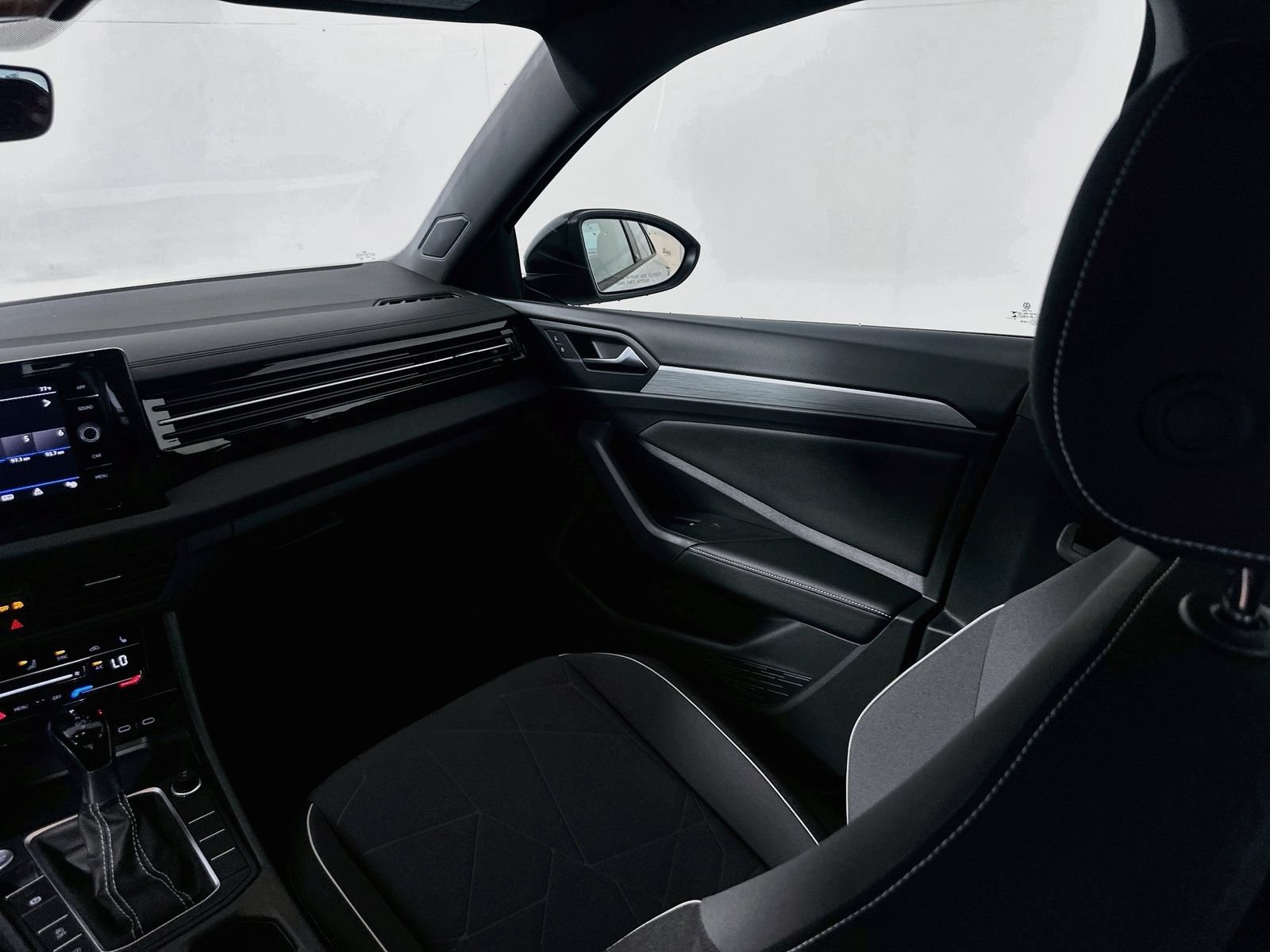 New 2027 Volkswagen Jetta Sport FWD image 22
