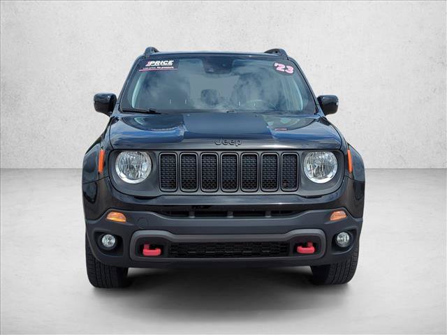 Used 2023 Jeep Renegade Trailhawk AWD/4WD image 2