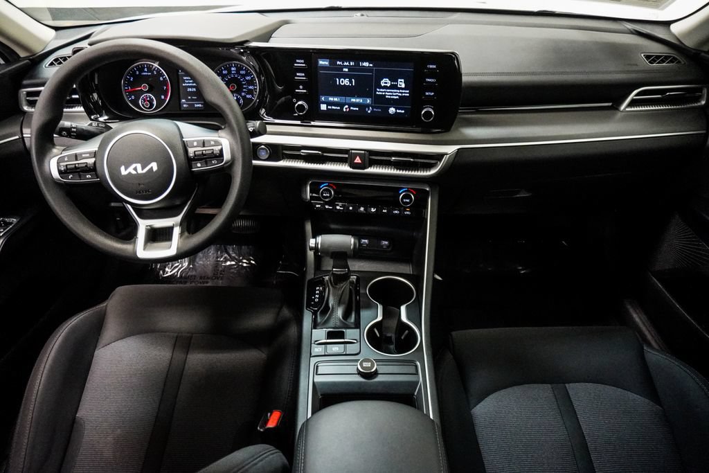 Used 2022 Kia K5 LXS FWD image 10