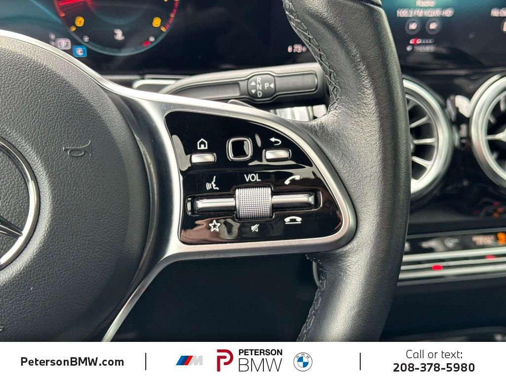 Used 2022 Mercedes-Benz GLB 250 4MATIC image 23