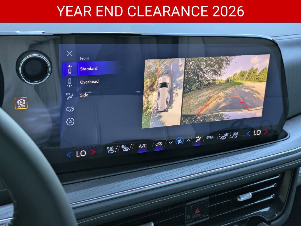 New 2026 Chevrolet Suburban Premier AWD/4WD image 22