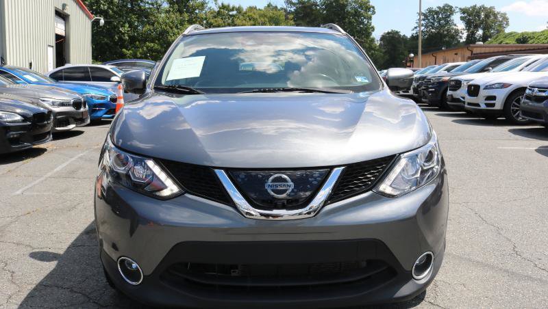 Used 2018 Nissan Rogue Sport SL w/ SL Premium Package AWD/4WD image 2