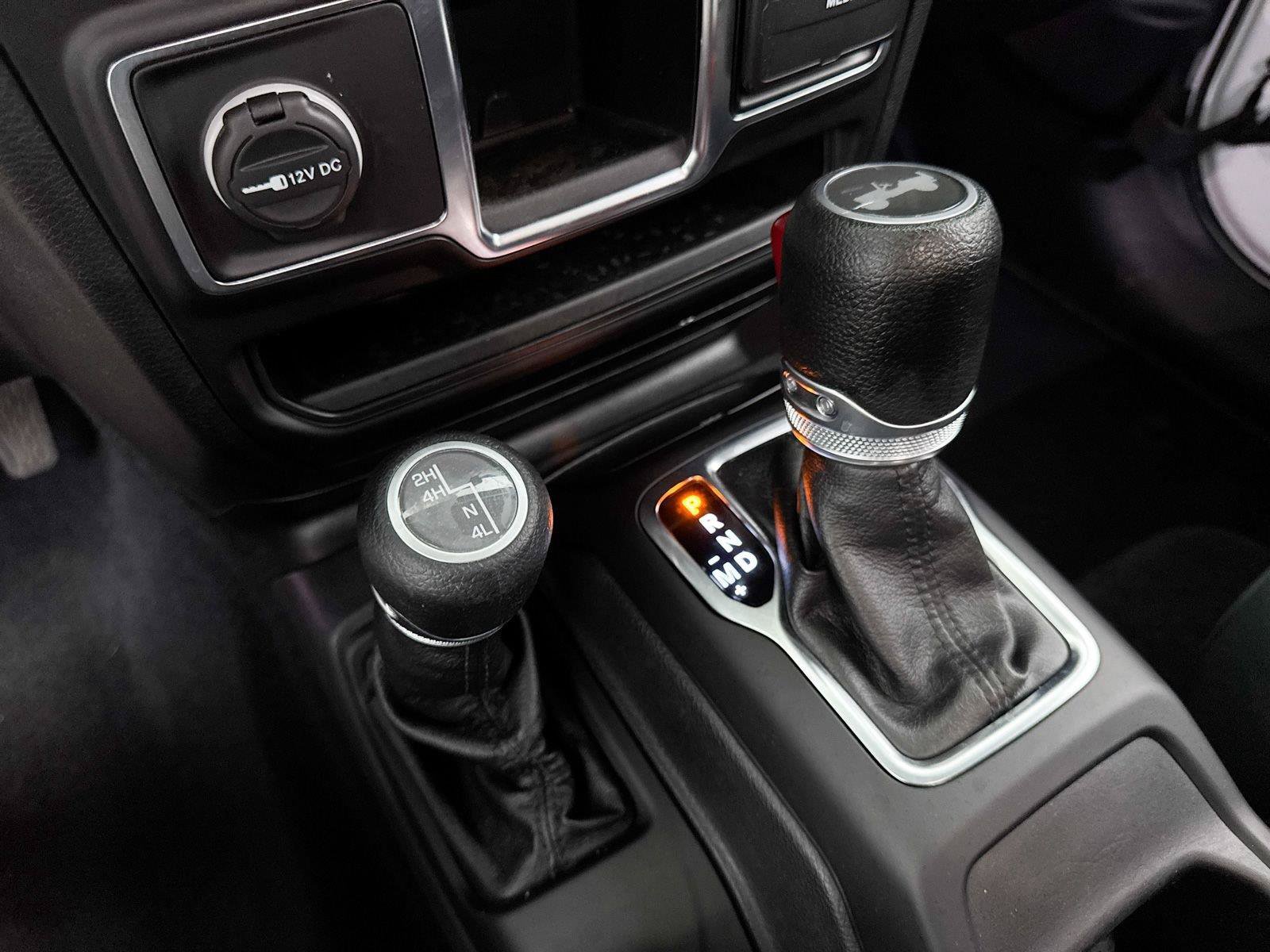 Used 2020 Jeep Wrangler Unlimited Sport AWD/4WD image 22