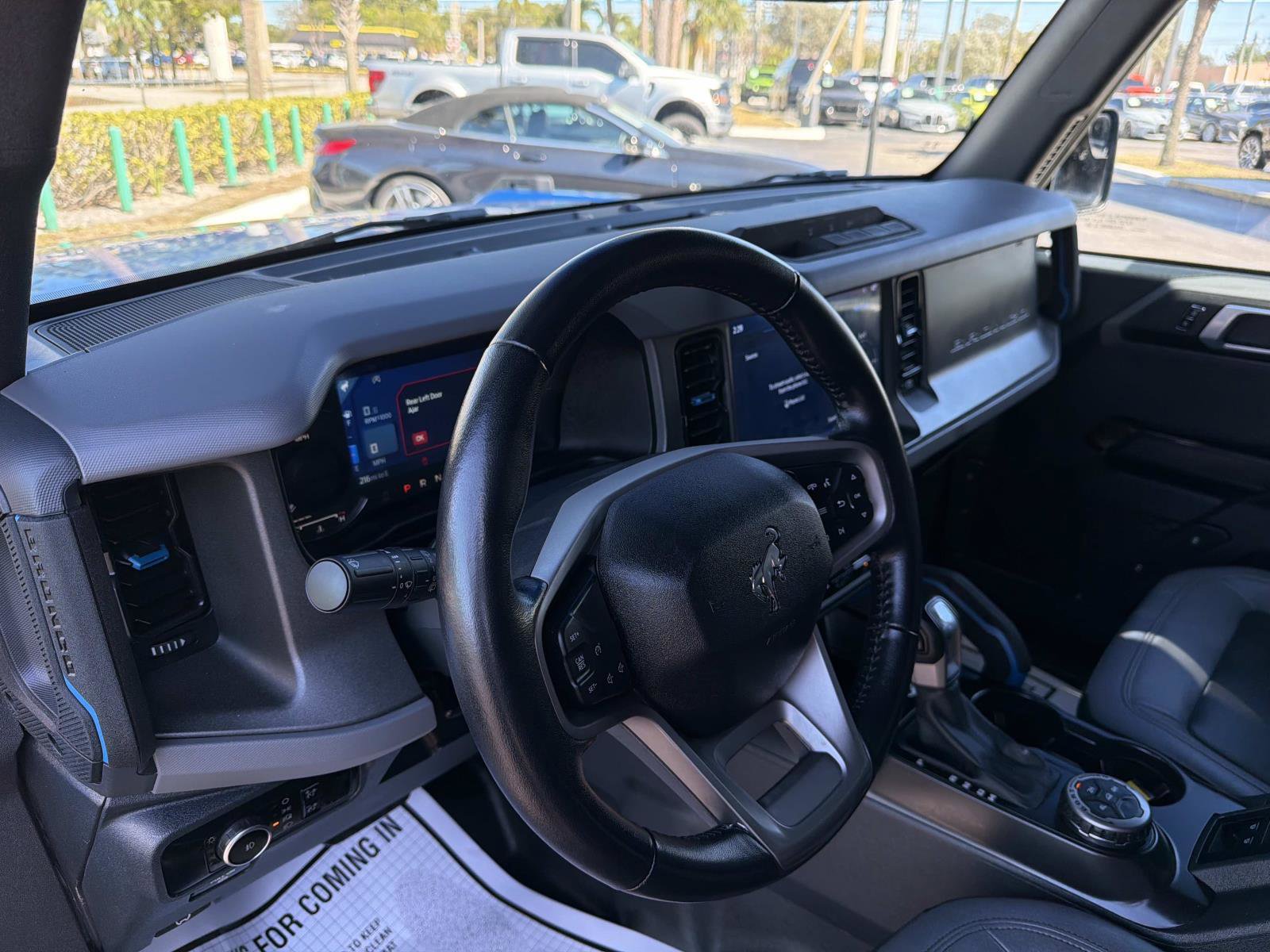 Used 2024 Ford Bronco Black Diamond image 37