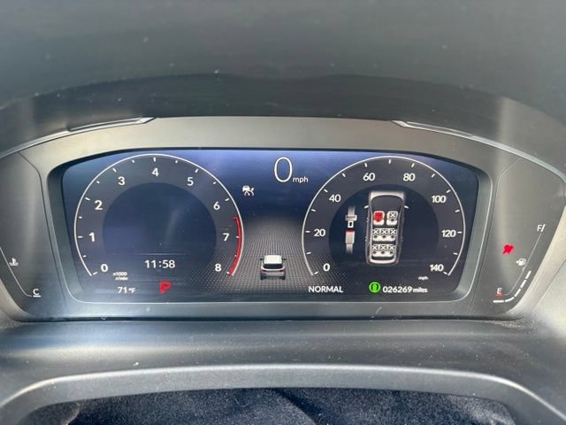 Used 2025 Honda Pilot Elite image 9