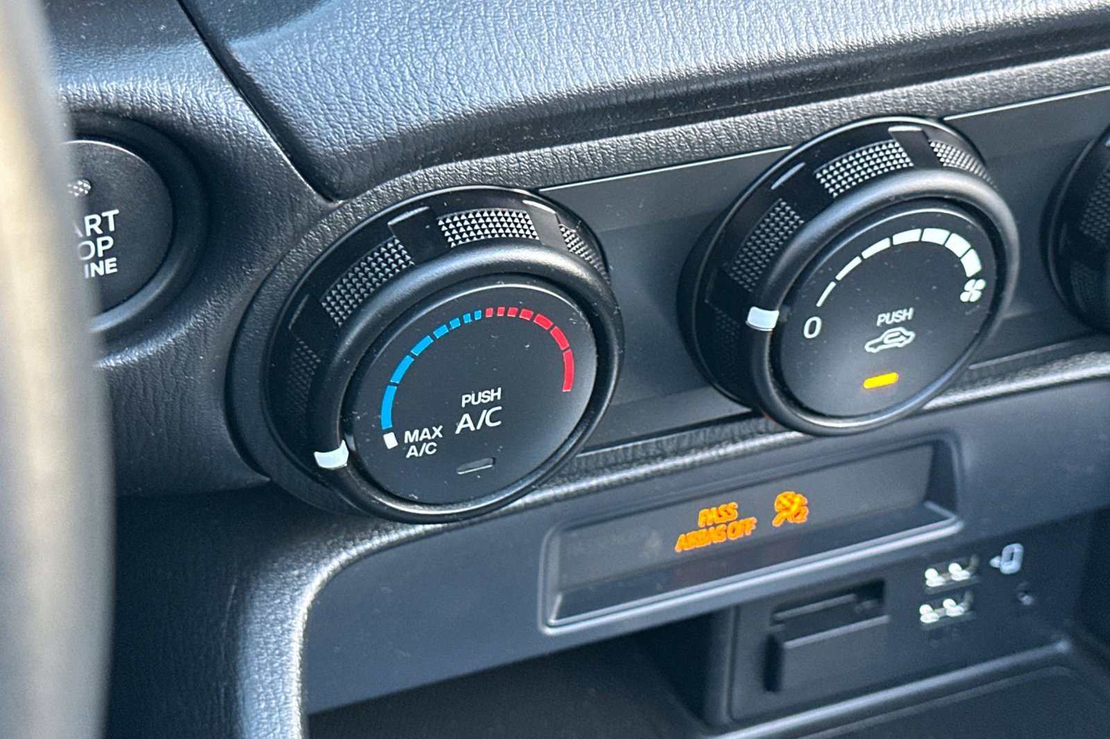 Used 2022 MAZDA MX-5 Miata Sport image 28