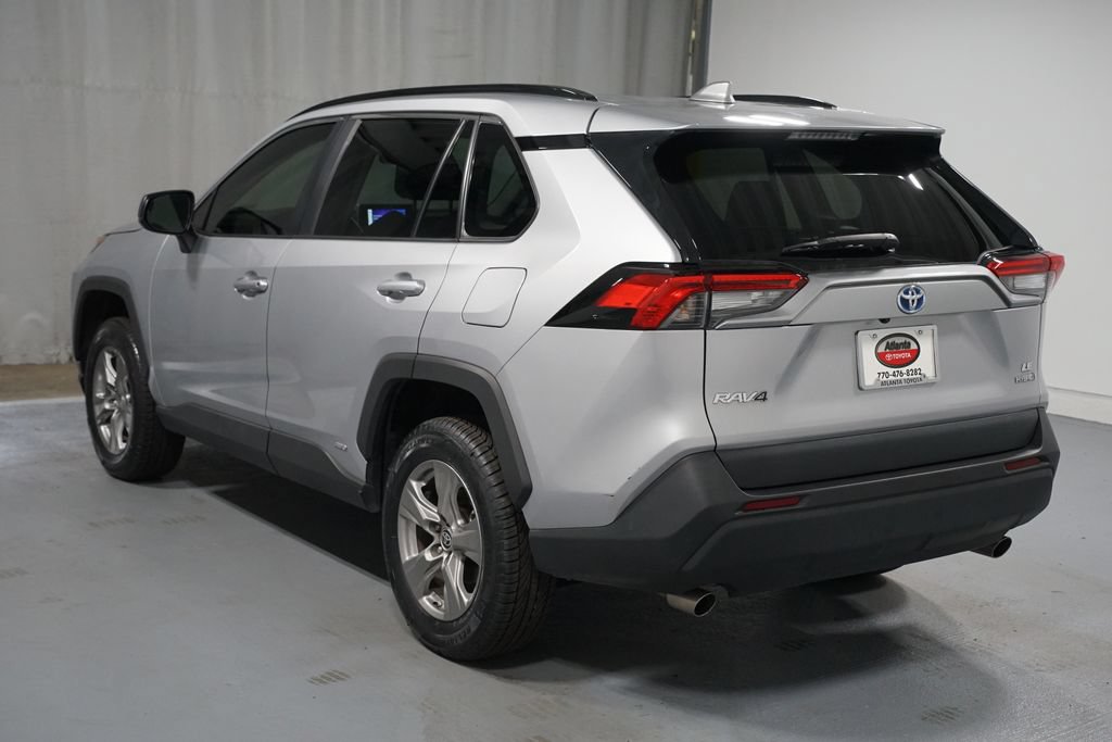 Certified 2024 Toyota RAV4 LE AWD/4WD image 6