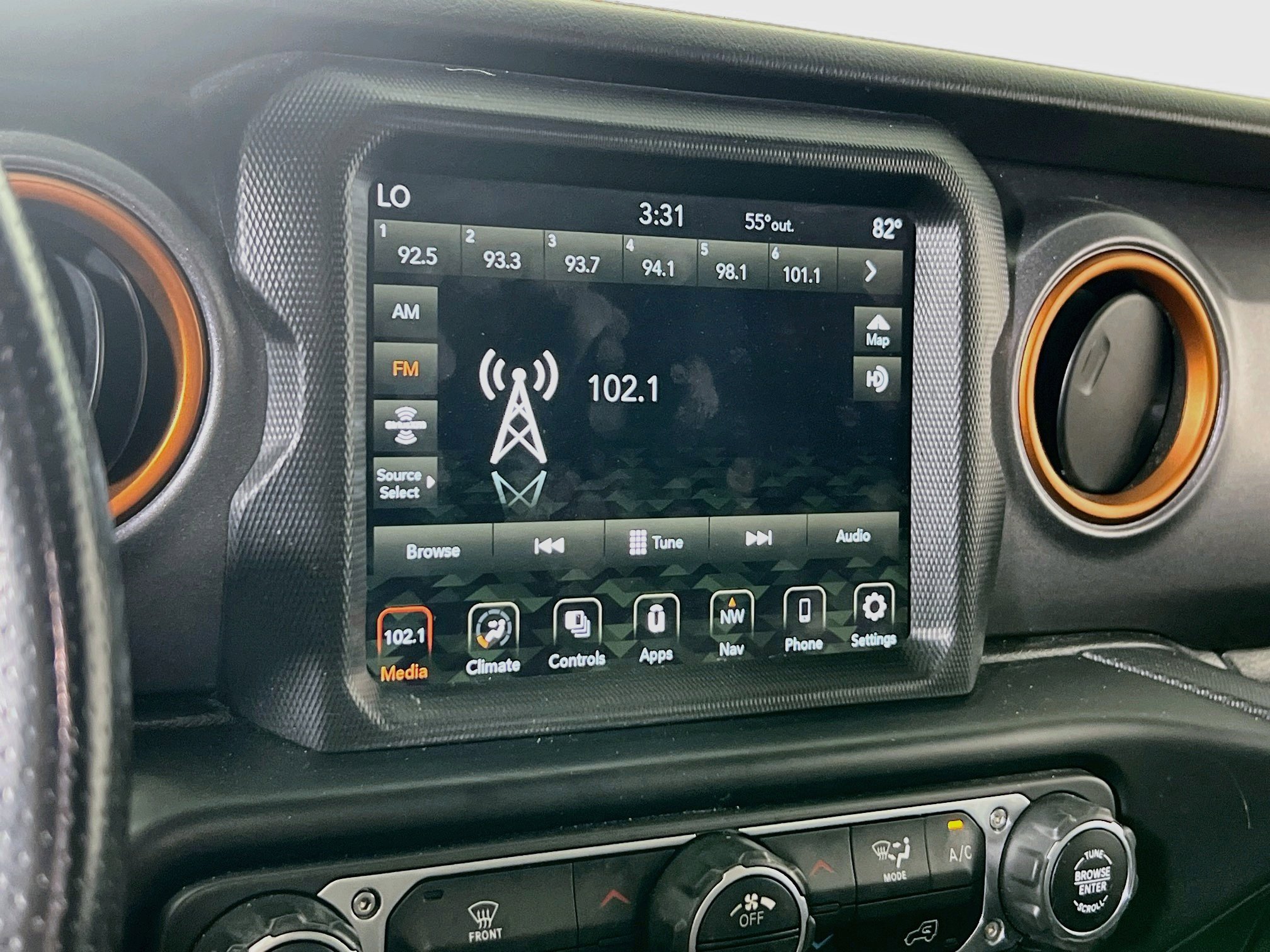 Used 2021 Jeep Gladiator Mojave AWD/4WD image 15