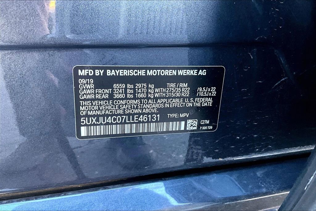 Used 2020 BMW X5 M50i w/ Premium Package image 32