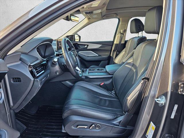 Used 2025 Acura MDX w/ Technology Package FWD image 14