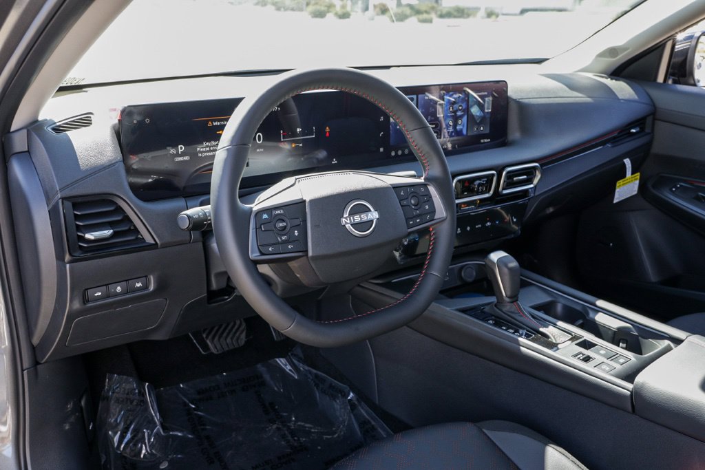 New 2027 Nissan Sentra SR FWD image 16