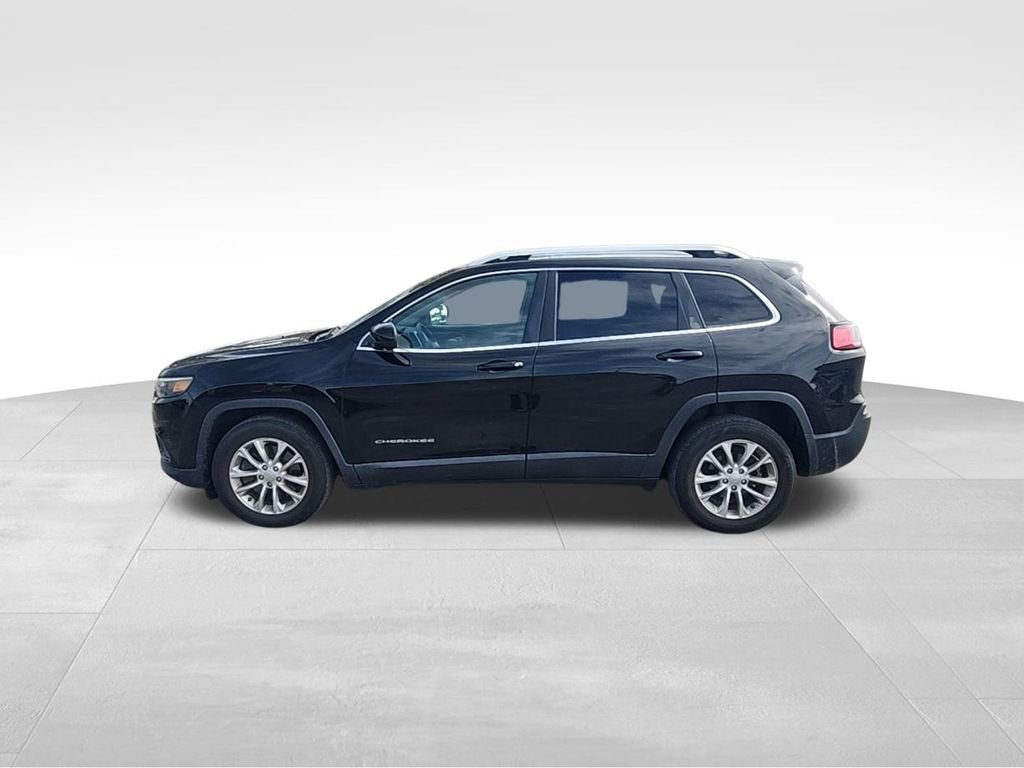 Certified 2019 Jeep Cherokee Latitude w/ Popular Appearance Group image 14