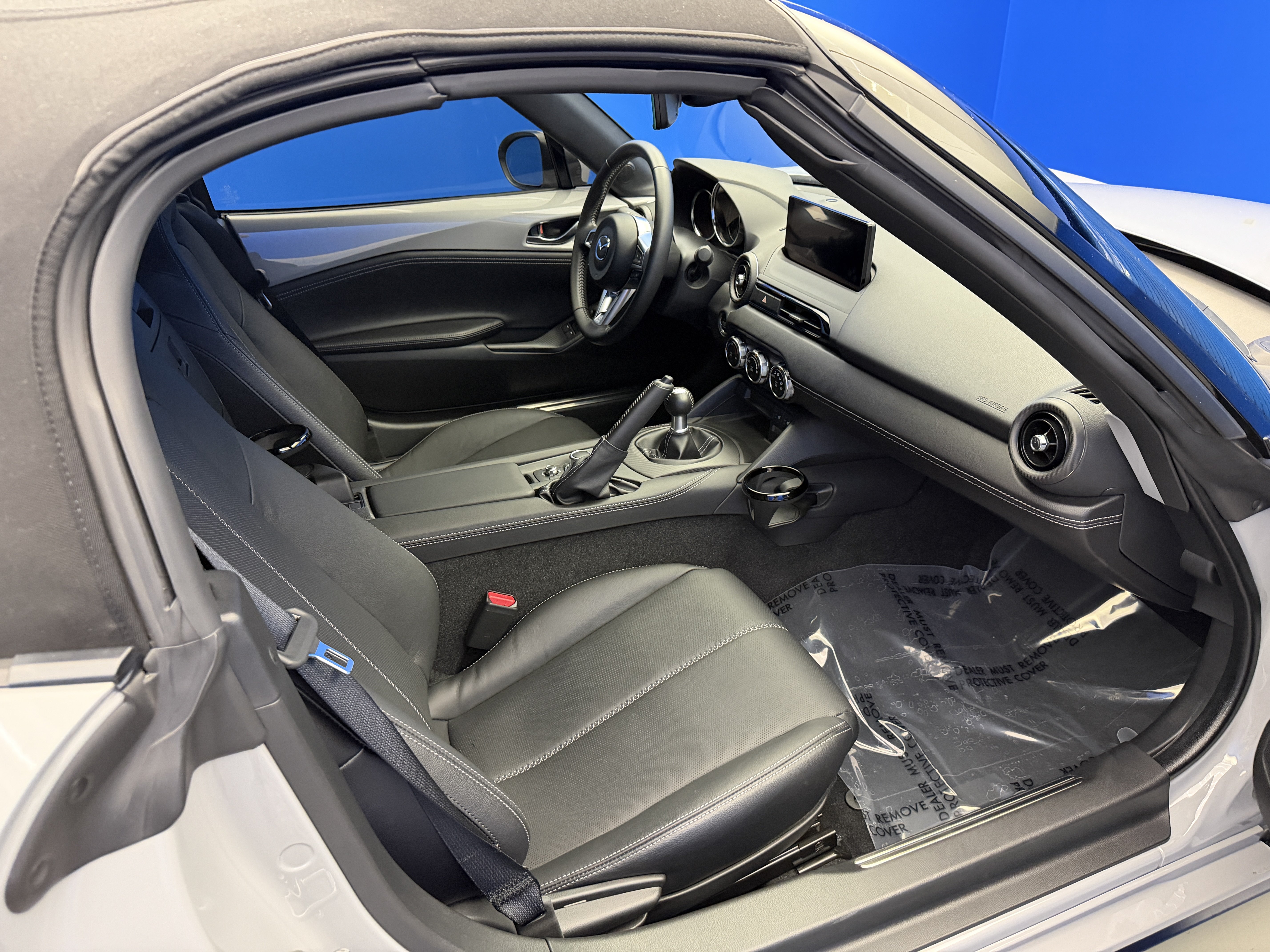 Used 2025 MAZDA MX-5 Miata Grand Touring w/ Weather Package RWD image 23