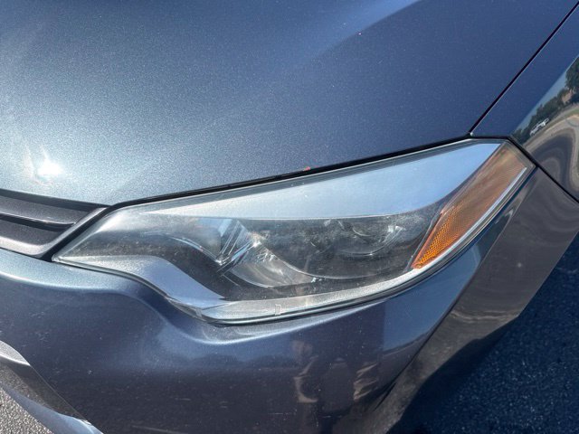Used 2015 Toyota Corolla LE FWD image 9