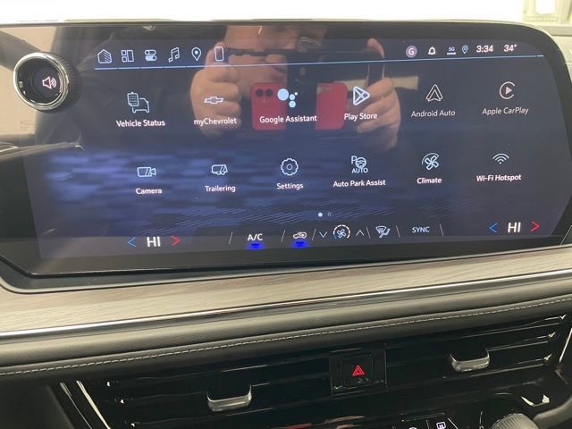 New 2026 Chevrolet Suburban LS image 3