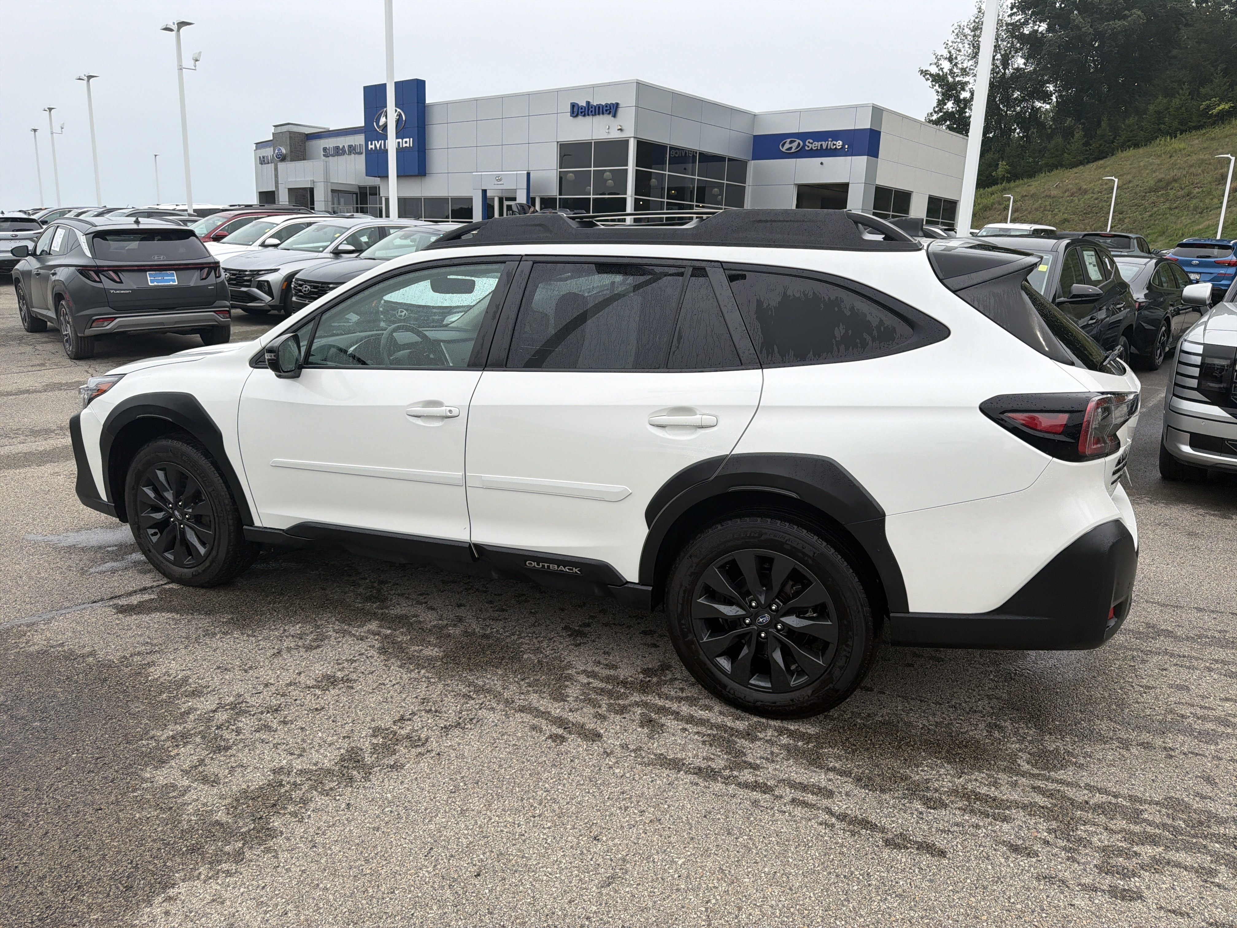 Certified 2024 Subaru Outback Onyx Edition XT AWD/4WD image 9