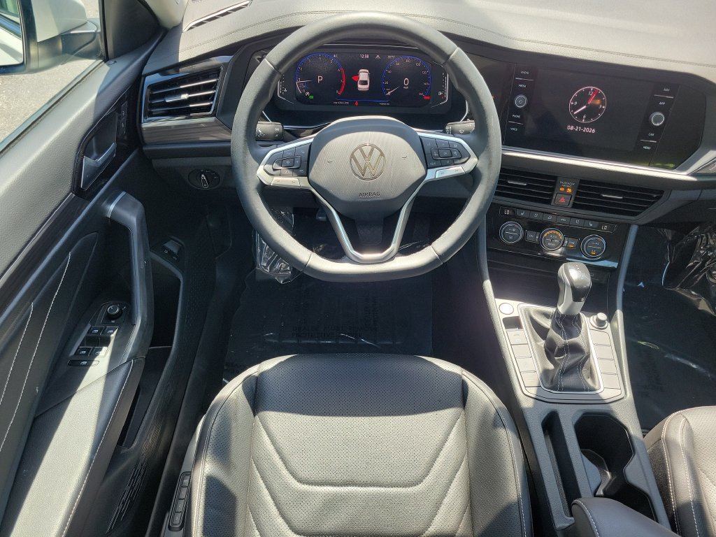 Used 2023 Volkswagen Jetta SEL FWD image 14