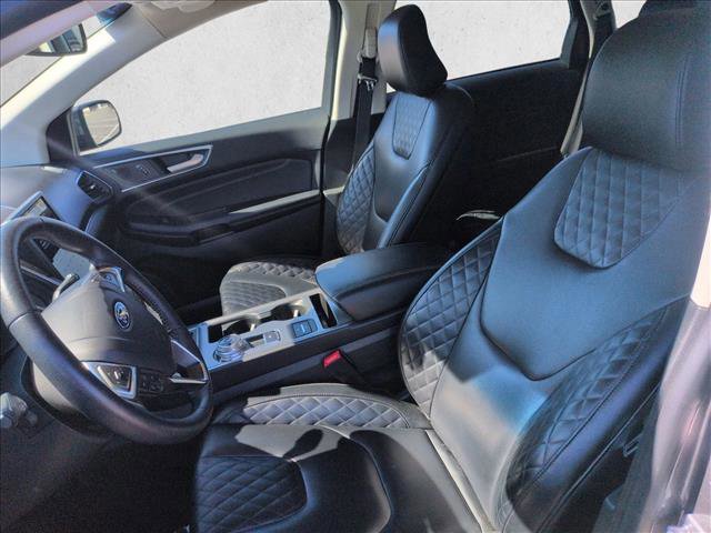Used 2024 Ford Edge Titanium image 16