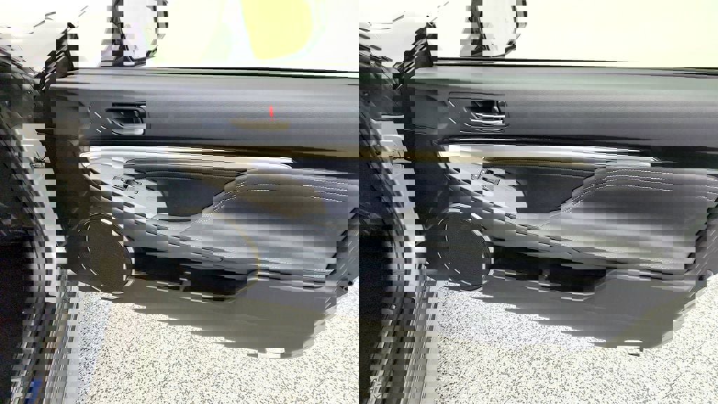 Used 2023 Lexus RC 350 F Sport image 27