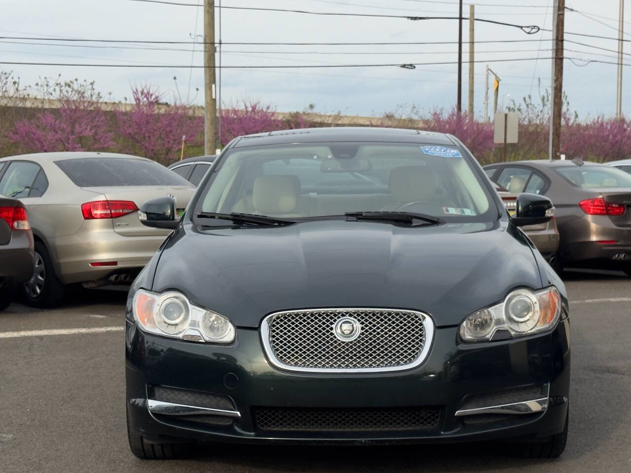 Used 2009 Jaguar XF Luxury RWD image 9