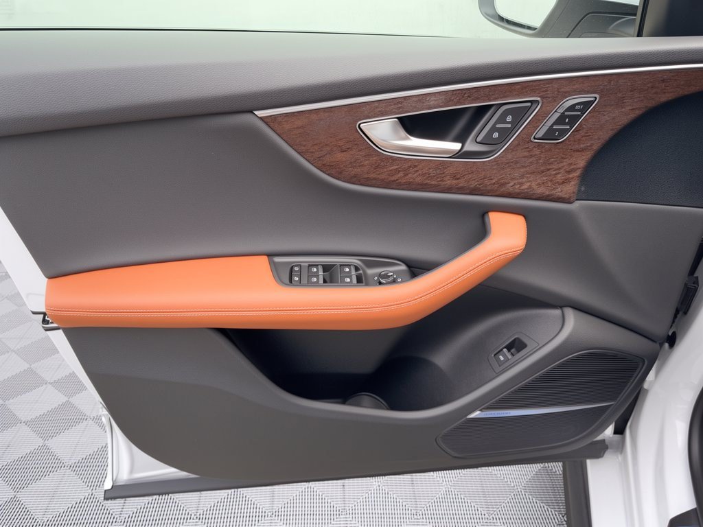 New 2027 Audi Q8 Prestige AWD/4WD image 14