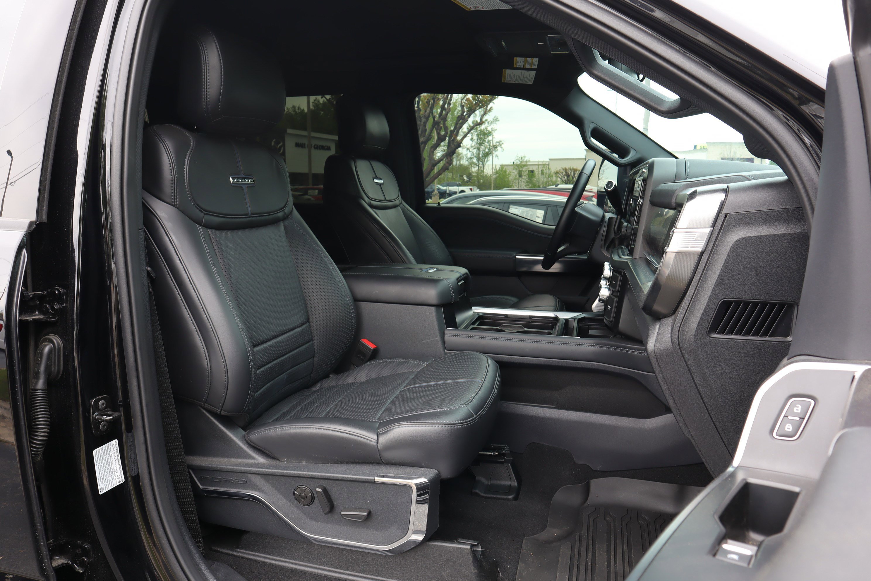 Used 2026 Ford F250 Platinum image 30