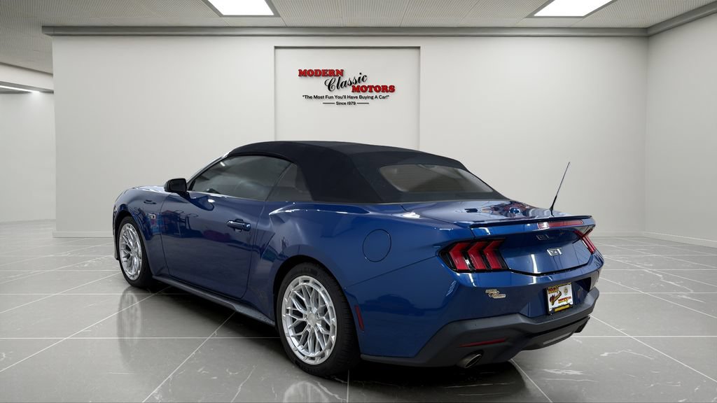Used 2024 Ford Mustang GT Premium RWD image 3
