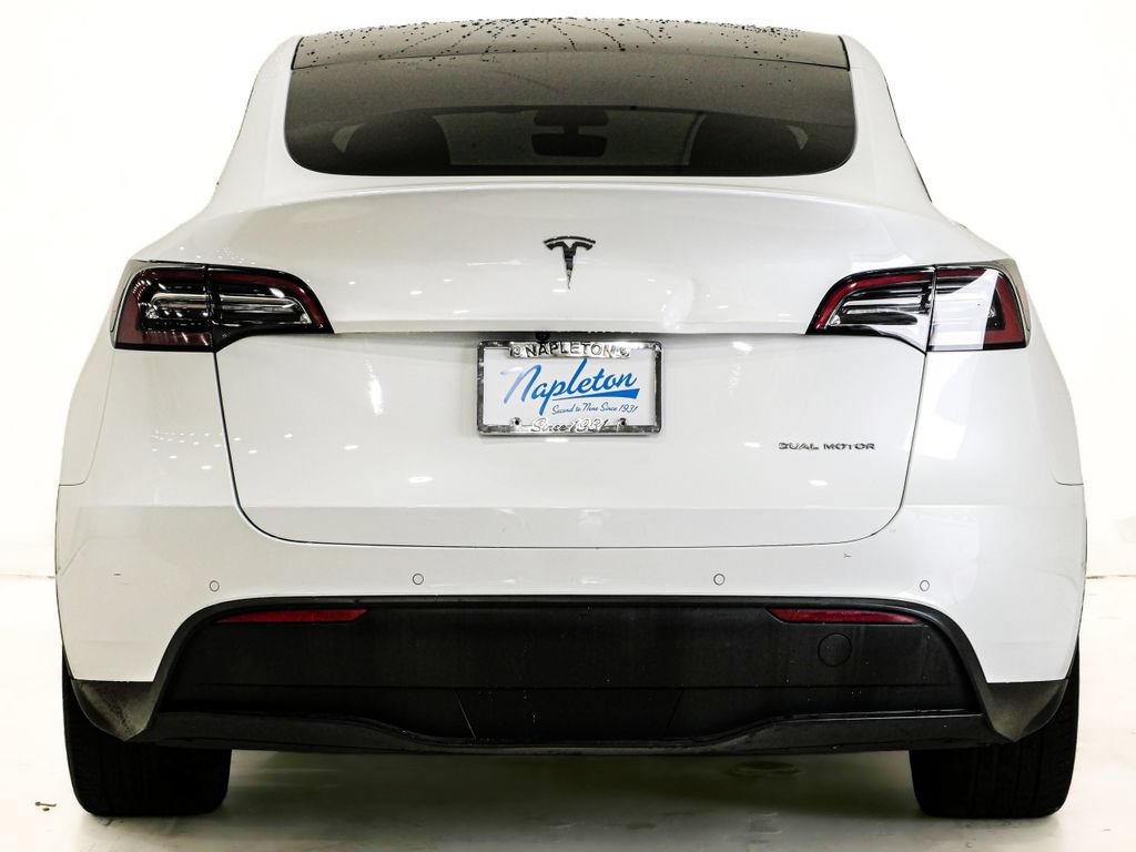 Used 2021 Tesla Model Y Long Range AWD/4WD image 8