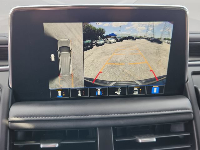 Used 2022 Chevrolet Tahoe Z71 w/ Luxury Package AWD/4WD image 17