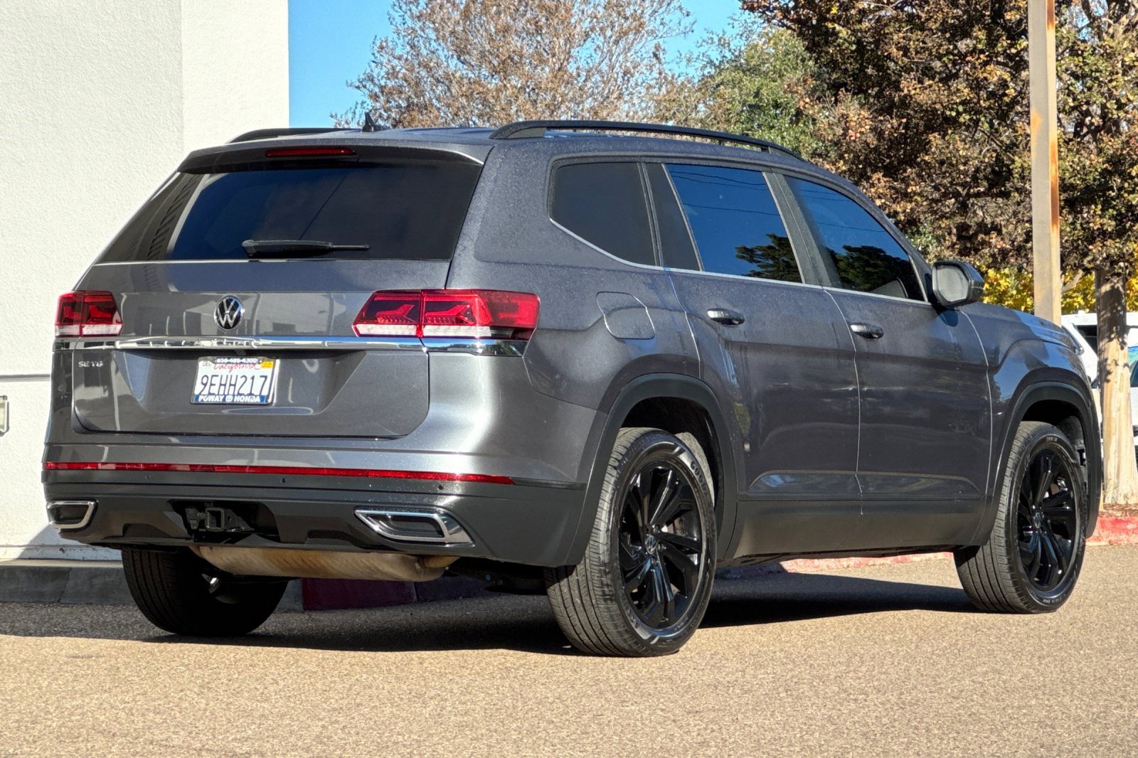 Used 2023 Volkswagen Atlas SE image 8