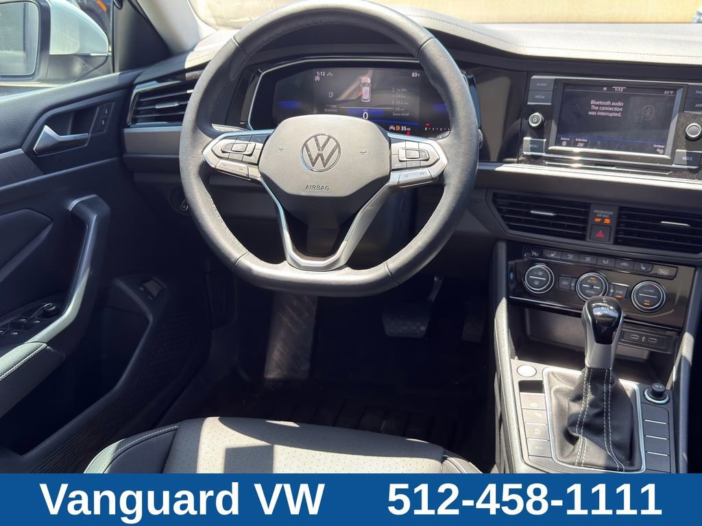 Used 2024 Volkswagen Jetta SE w/ Panoramic Sunroof Package FWD image 22