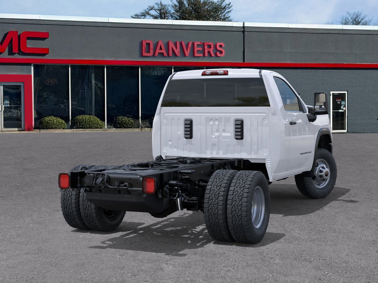 New 2025 GMC Sierra 3500 Pro w/ Convenience Package image 4