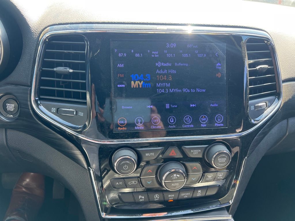 Used 2019 Jeep Grand Cherokee Altitude image 32