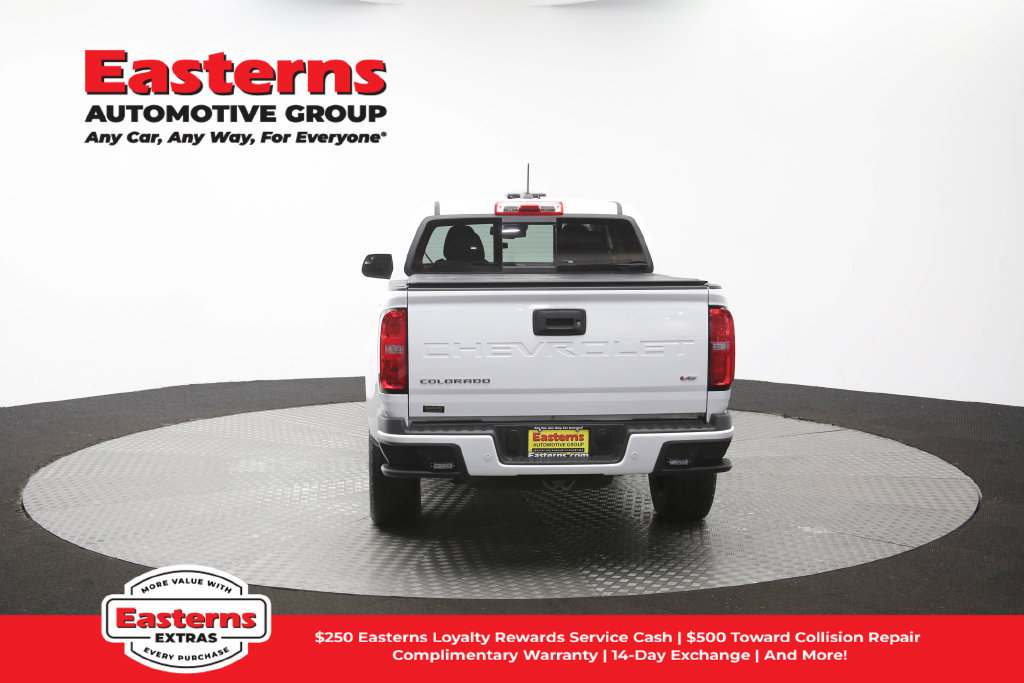 Used 2022 Chevrolet Colorado LT w/ Luxury Package AWD/4WD image 39