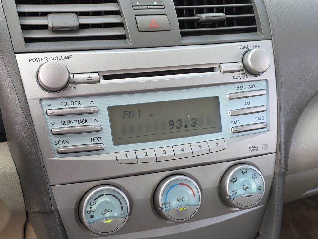 Used 2007 Toyota Camry LE FWD image 12