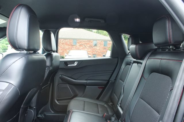 Used 2024 Ford Escape ST-Line w/ Tech Pack #1 AWD/4WD image 30
