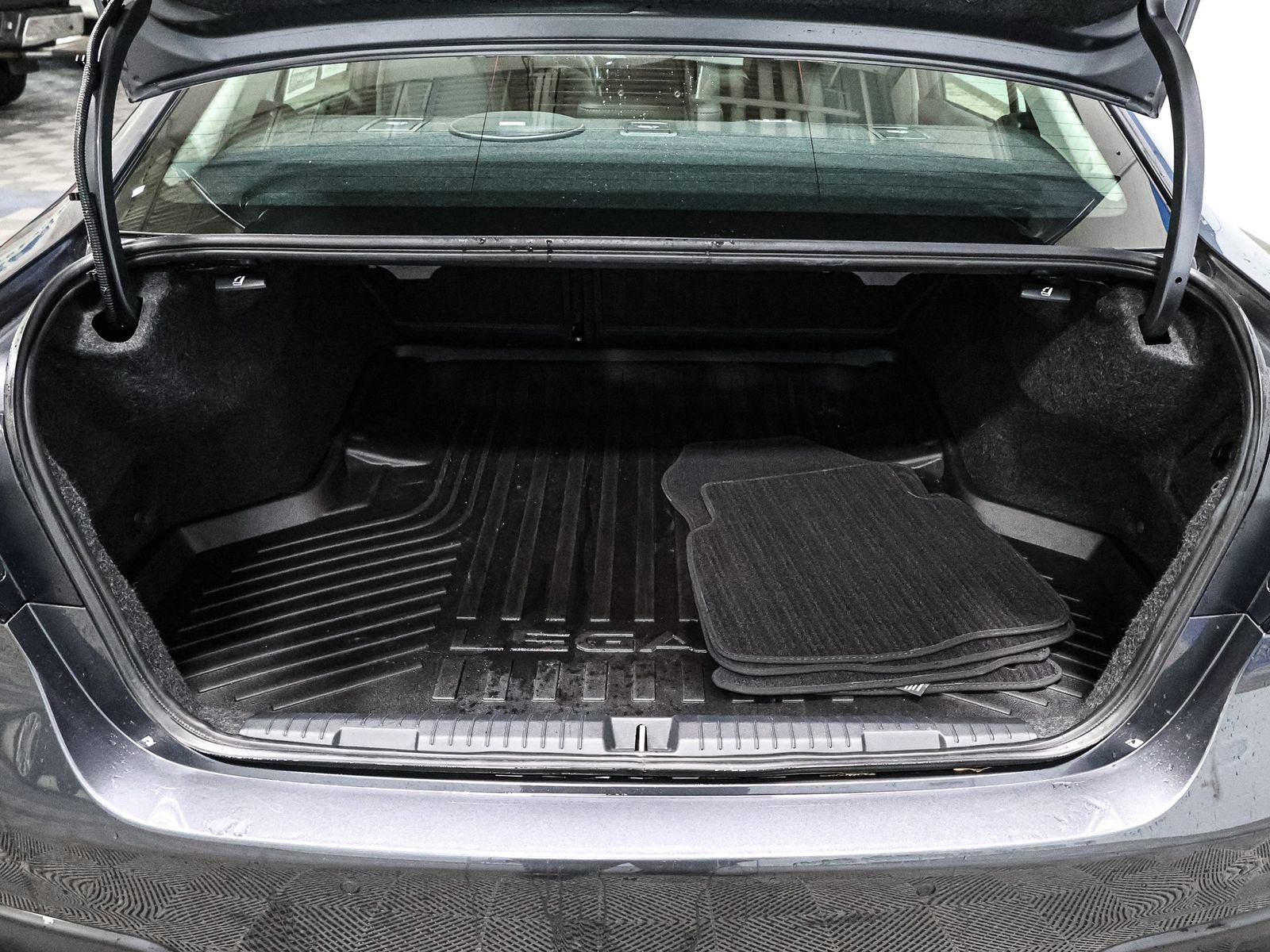 Used 2022 Subaru Legacy Limited image 17