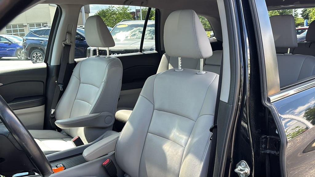 Used 2017 Honda Pilot EX-L image 10