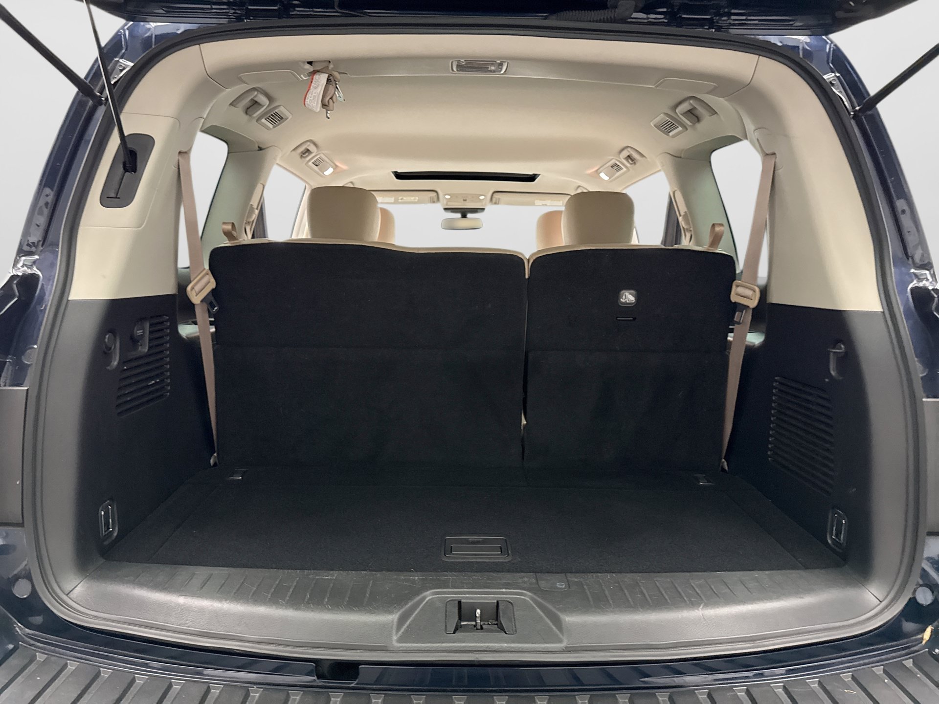 Used 2022 Nissan Armada SL w/ Captain's Chairs Package AWD/4WD image 18