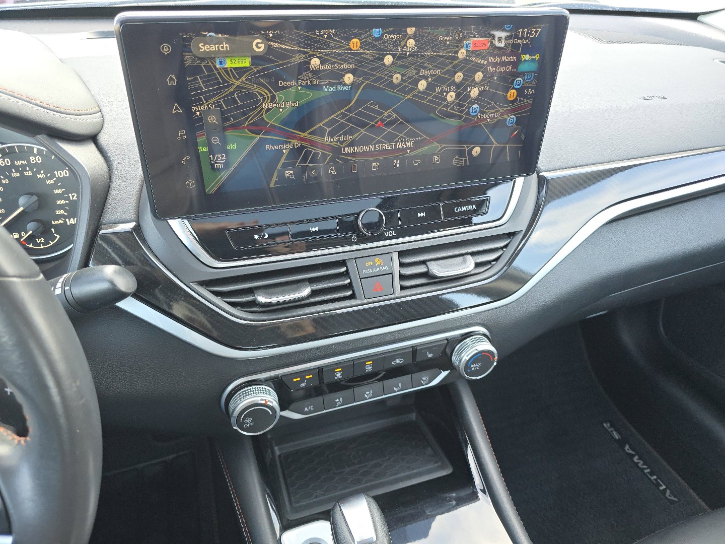 Used 2023 Nissan Altima 2.5 SR w/ SR Premium Package image 39