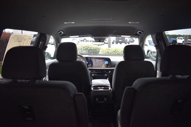 New 2026 Chevrolet Traverse LT w/ Driver Confidence Package FWD image 9